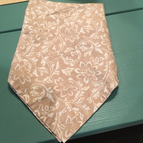 Home Dining Take 5 Off List Price Beige And Cream Cloth Napkins 8